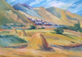 Paentiad o dirwedd wledig gyda theisi gwair euraidd yn y blaendir, caeau gwyrdd, a choed gwasgaredig.