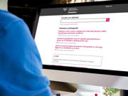 Rhestr o deisebau ar cyfrifiadur bwrdd gwaith